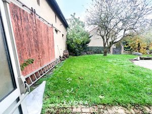 Appartement / Plateau - REZ DE JARIN 133 50 m2 - FEY