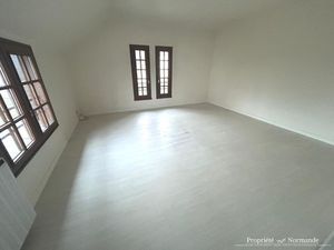 IMMEUBLE A PONT-AUDEMER