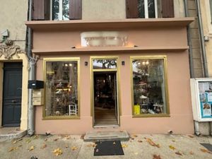 LOCAL COMMERCIAL A LOUER