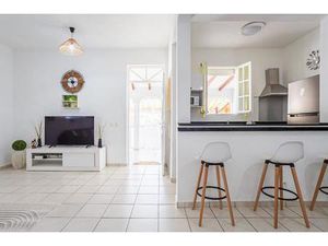 Villa mitoyenne meublée T3 section Moreau - GOSIER