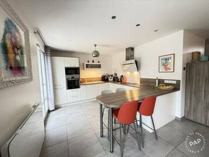 Le Mesnil-Saint-Denis (78320)