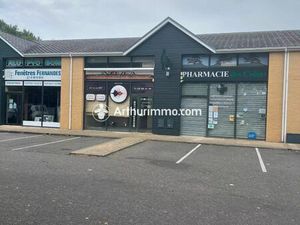 Location Fonds de commerce 4 pièces 91 m2 à Saint-Pierre-du-Perray