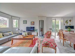 Maison à vendre 6 Pièces 155 m2 Viroflay - 1 090 000 €