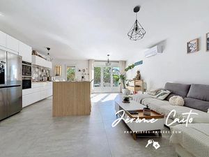 Vente maison 4 pièces 83 m² à Nimes (30000)  259 000 €