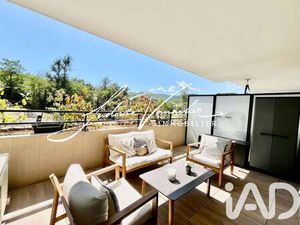 Vente Appartement 2 pièces à Auribeau-sur-Siagne (06810) : à vendre 2 pièces / 40m² Auribe