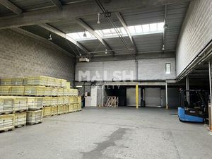 Local d'Activités équipé de quais à CHASSIEU - A LOUER - 1150 m²