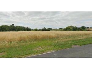 Terrain à bâtir à Pugnac (33710)