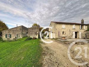 Maison à vendre - 5 pièces - 100 m2 - Salles D Angles - 16 - POITOU-CHARENTES