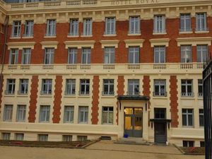 Location Appartement 2 pièces 46m² MAISONS LAFFITTE 78600