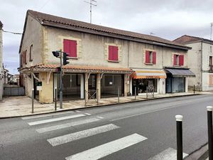 Vente villa 9 pièces 280 m² à Gardonne (24680)  375 000 €