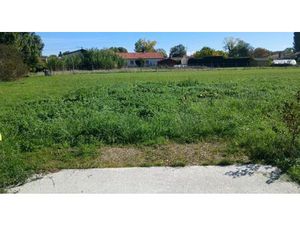 Vente terrain 455 m² Saint-Laurent-Médoc (33112)