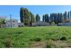 Vente terrain 515 m² Saint-Laurent-Médoc (33112)