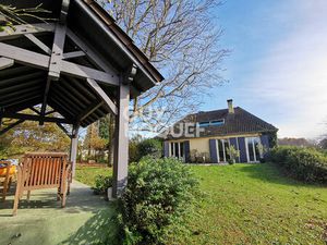 Villa Villette De Vienne 8 pièce(s) 230 m2