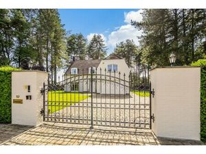 Huis te koop in Houthalen-Helchteren met 4 slaapkamers