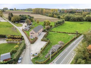 Huis te koop in Sint-Martens-Lennik met 6 slaapkamers