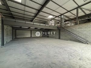 Location Local commercial 375m² MONTAIGU VENDEE 85600