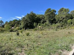 Vente terrain neuf 1200m2 La Roquebrussanne - 160000 € - Surface Privée