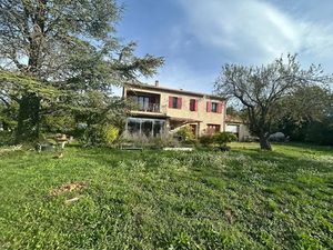Vente villa 5 pièces 170 m² à La Tour-d'Aigues (84240)  445 000 €