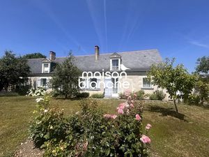 Vente maison 8 pièces 202 m² à Pellouailles-les-Vignes (49112)  569 900 €