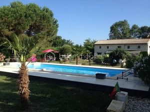 Vente ferme 10 pièces 257 m² à Sablons (33910)  625 000 €