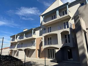 Vente appartement 3 pièces 78 m² à Saint-Christol (84390)  55 000 €