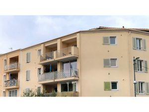 Vente appartement 3 pièces 53 m² à Six-Fours-les-Plages (83140)  242 000 €