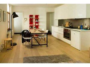 Charmante arrière maison quartier du Châtelain