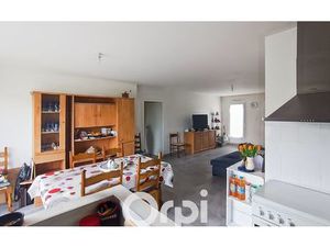Location maison  83.57 m² T-4 à Chantonnay  850 €