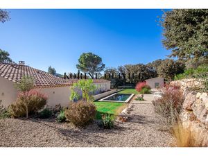 VUE SAINTE VICTOIRE CALME ABSOLU