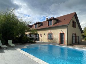 Maison à vendre CHAMPS SUR YONNE (89) Magnifique propriété de 272 m² 6 Chambres Piscine Te