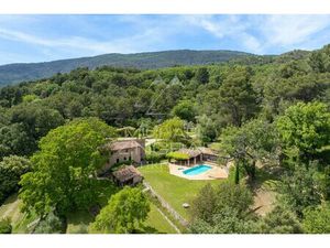 Propriété d’exception – Vue panoramique & âme authentique en pleine nature