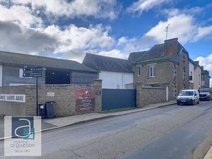 Maison 3 chambres avec hangar de 140m² au coeur de Merdrignac