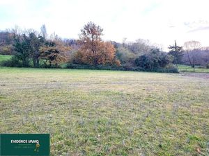 Vente terrain 1178 m² à Sermérieu (38510)  108 000 €