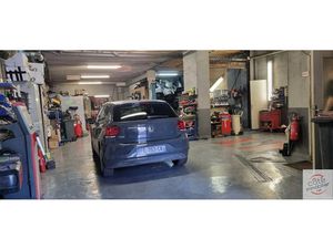 Vente locaux professionnels 193 m² à Arcueil (94110)  367 500 €