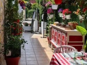 Vente locaux professionnels 60 m² à Mandelieu-la-Napoule (06210)  173 000 €