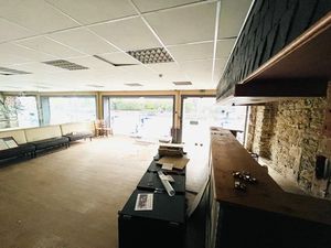 Vente immeuble 16 pièces 300 m² à Pluméliau-Bieuzy (56930)  210 000 €