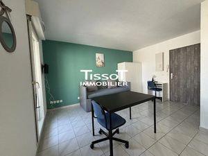Location meublée appartement 1 pièce 23.8 m² à Nimes (30000)  495 €