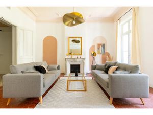 Location meublée locaux professionnels 8 pièces 160 m² à Marseille 1er (13001)  630 €