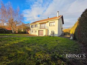 Maison Individuelle à Rénover - Un Trésor Caché à Redécouv