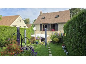 MAISON ANCIENNE - 5 PIECES - 3 CHAMBRES - JARDIIN