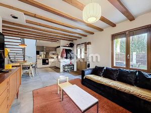 Maison de village T4 de 100m2 avec terrasse  jardin et parkings!