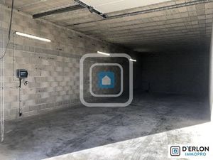 Location locaux professionnels 100 m² à Cormontreuil (51350)  600 €