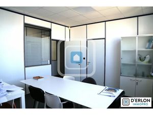 Location locaux professionnels 250 m² à Bétheny (51450)  2 500 €
