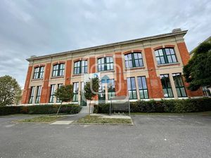 Location locaux professionnels 400 m² à Bétheny (51450)  3 083 €