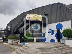 Location locaux professionnels 6000 m² à Epernay (51200)  31 601 €