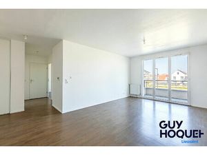 À vendre : Appartement 3 pièces à Saint Pierre du Perray - Exclusivité Guy Hoquet