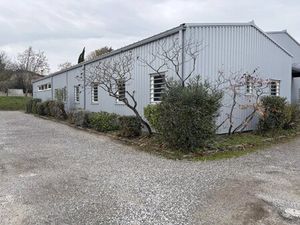 BUREAUX entre 9 et 12m² avec espaces communs ST ORENS DE GAMEVILLE