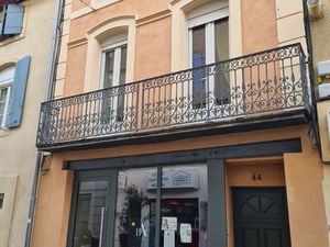 CENTRE VILLE LOCAL  PARFAIT ETAT