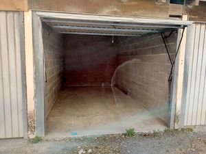Vente parking / box  13.00m²  Balaruc