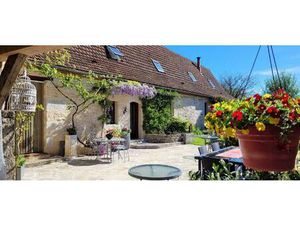 Splendide Propriété avec Chambres d’Hôtes – Secteur Lacapelle-Marival